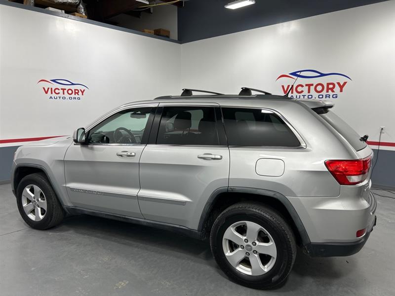 Jeep Grand Cherokee Laredo 4WD 2011