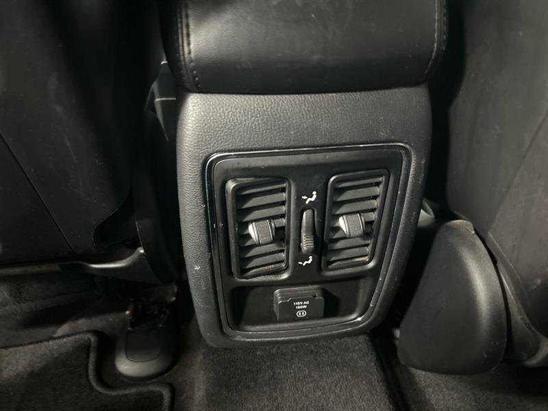 Jeep Grand Cherokee Laredo 4WD 2011