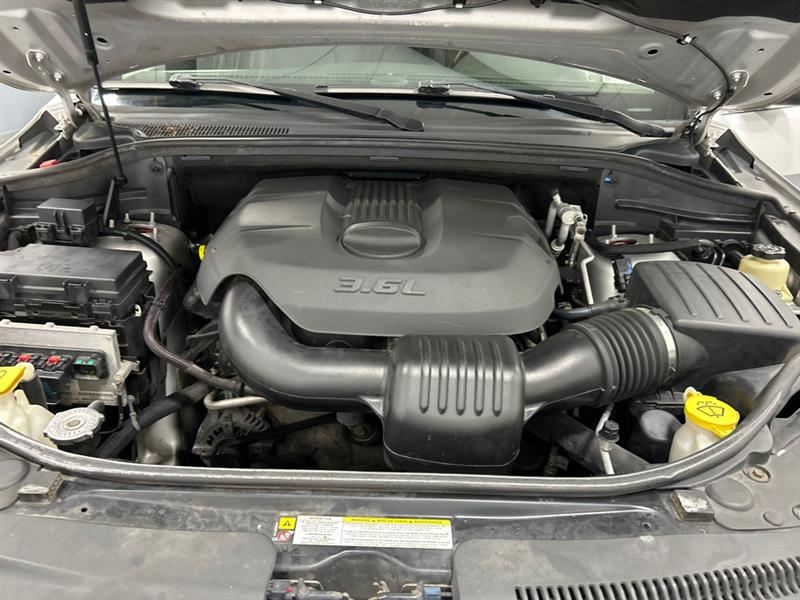 Jeep Grand Cherokee Laredo 4WD 2011