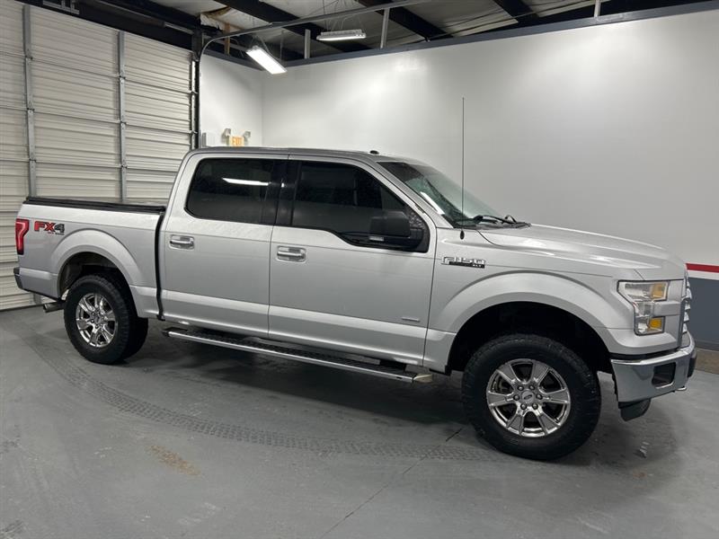 Ford F-150 XL SuperCrew 5.5-ft. Bed 4WD 2015