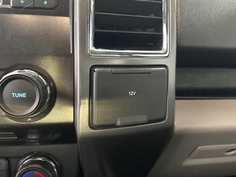 Ford F-150 XL SuperCrew 5.5-ft. Bed 4WD 2015