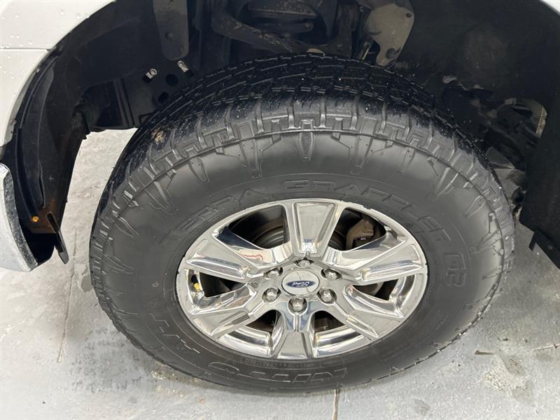 Ford F-150 XL SuperCrew 5.5-ft. Bed 4WD 2015