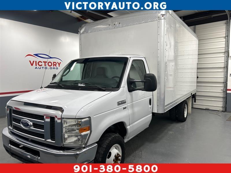Ford Econoline E-350 Super Duty 2014