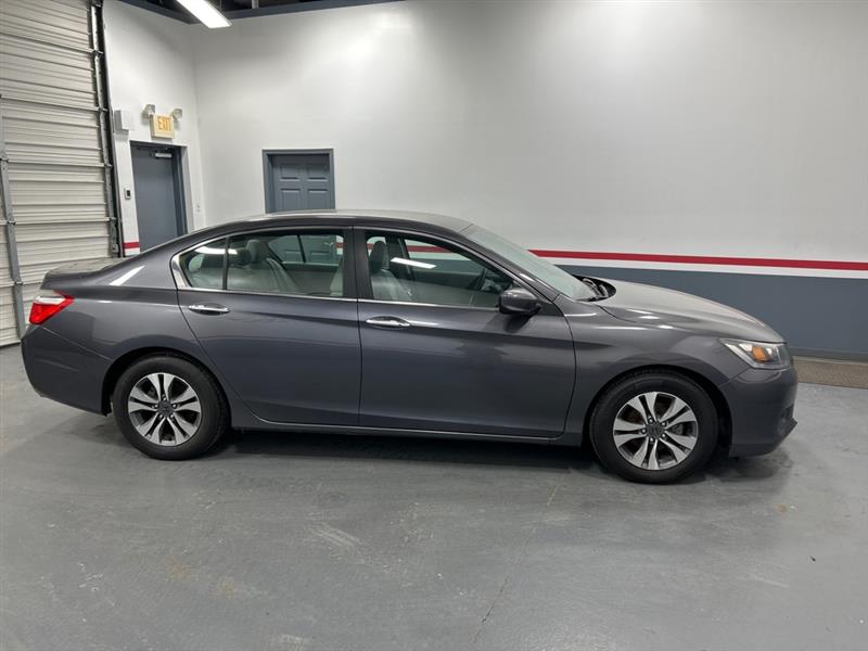 Honda Accord LX Sedan CVT 2013