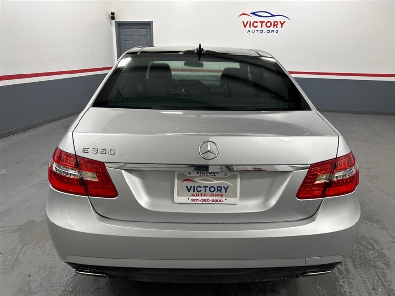 Mercedes-Benz E-Class E350 Sedan 2011