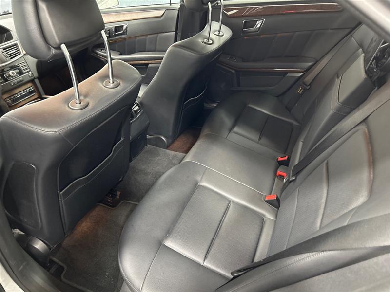 Mercedes-Benz E-Class E350 Sedan 2011