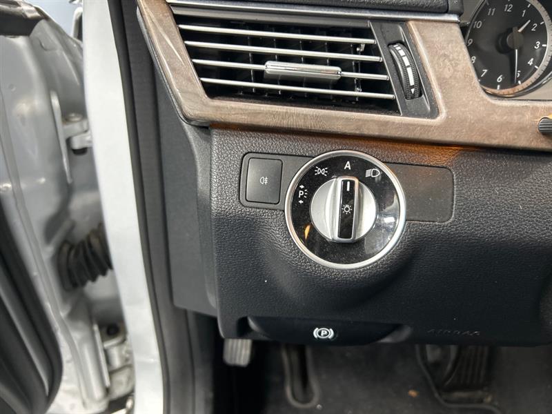 Mercedes-Benz E-Class E350 Sedan 2011