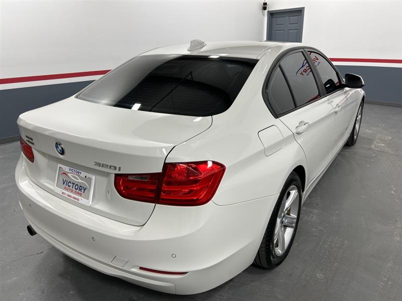 BMW 3-Series 320i xDrive 2015