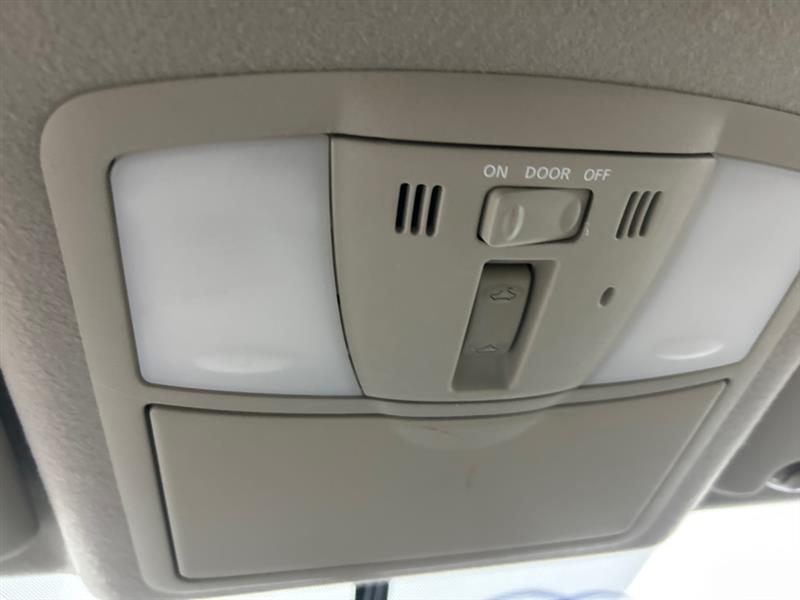 Nissan Rogue S 2WD 2009