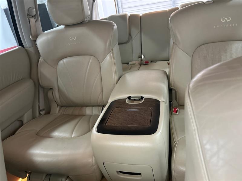 Infiniti QX80 4WD 2014