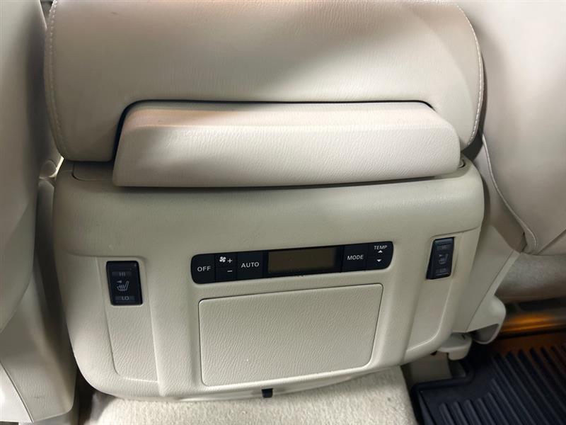 Infiniti QX80 4WD 2014