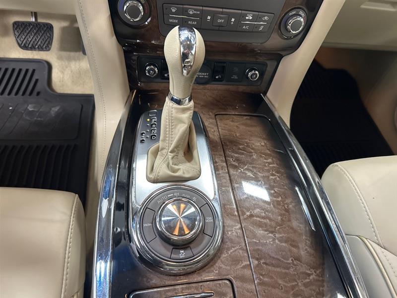 Infiniti QX80 4WD 2014