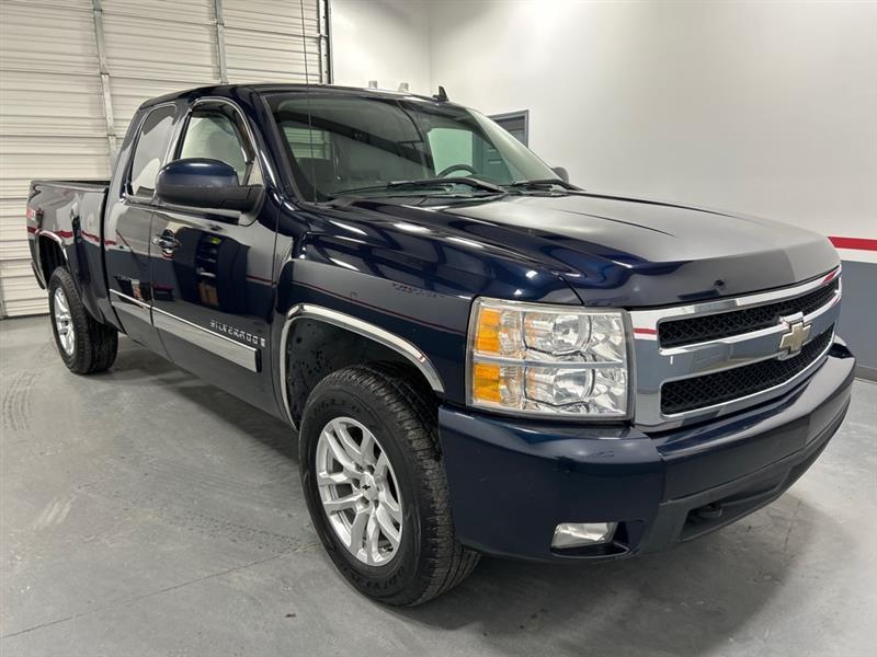 Chevrolet Silverado 1500 Work Truck Ext. Cab 4WD 2007