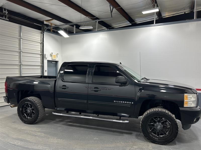 Chevrolet Silverado 1500 LT1 Crew Cab 4WD 2009