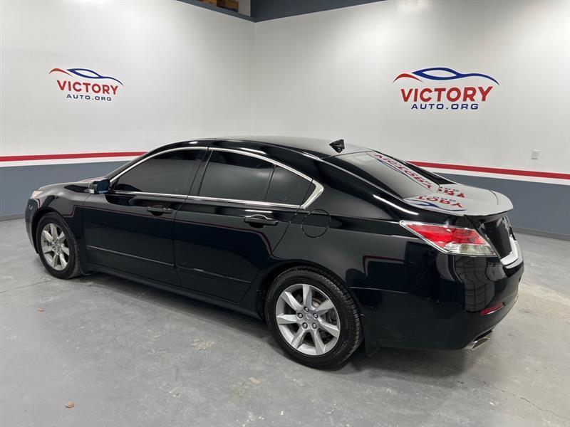 Acura TL 6-Speed AT with Tech Package and 18-In. WP 2013