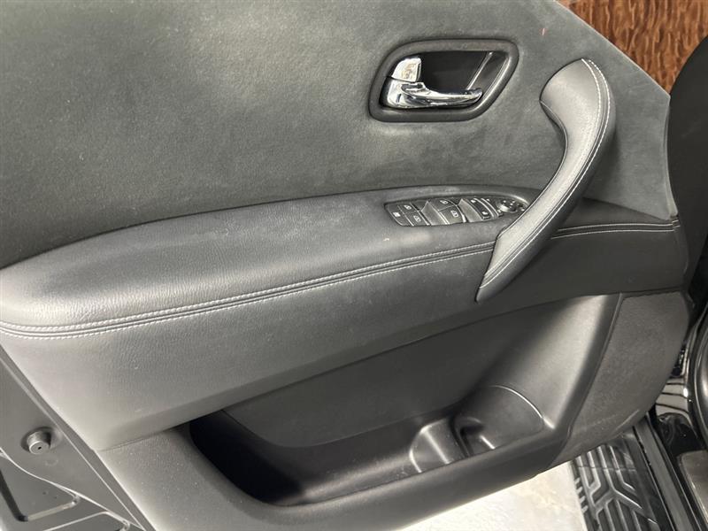 Nissan Armada SV 2WD 2018