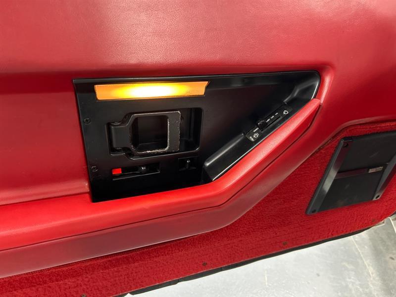 Chevrolet Corvette Convertible 1989