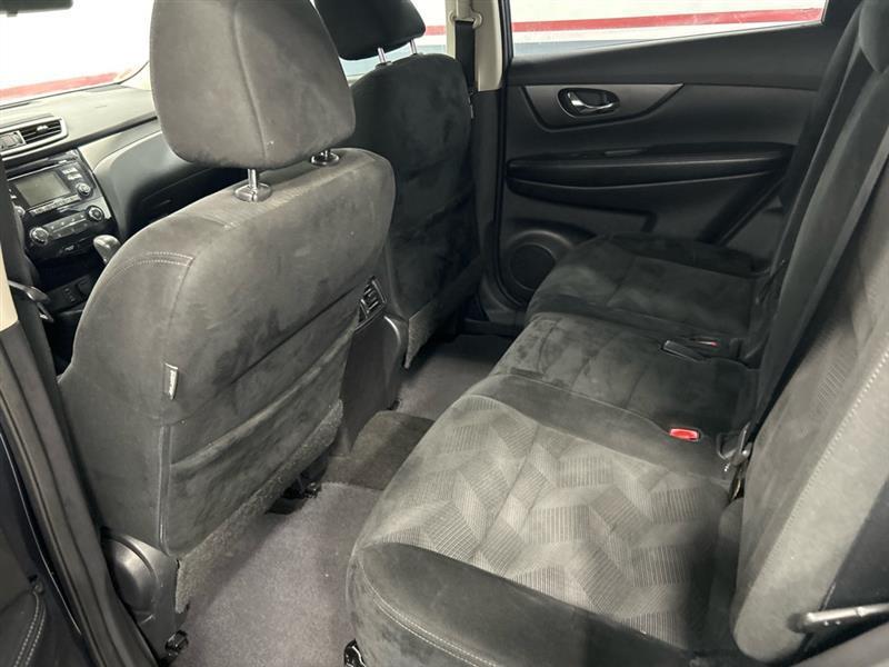 Nissan Rogue S 2WD 2014