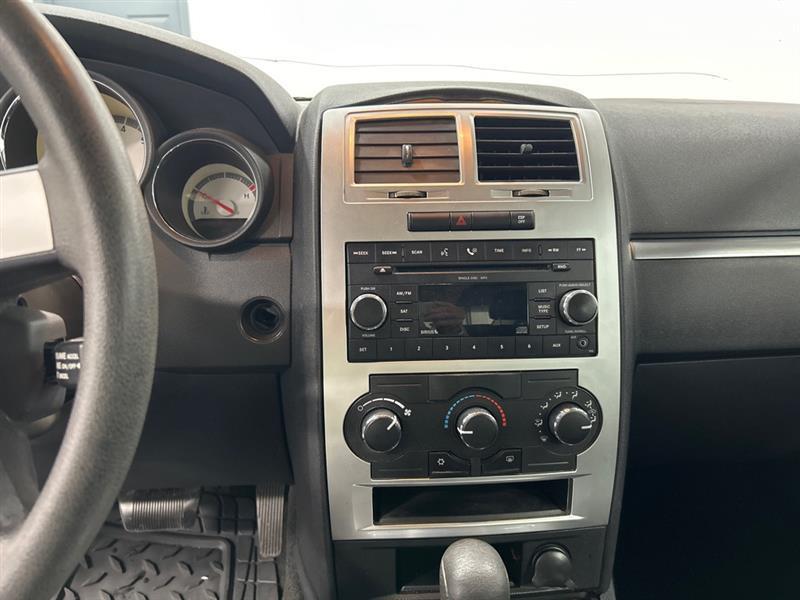 Dodge Charger SE 2008