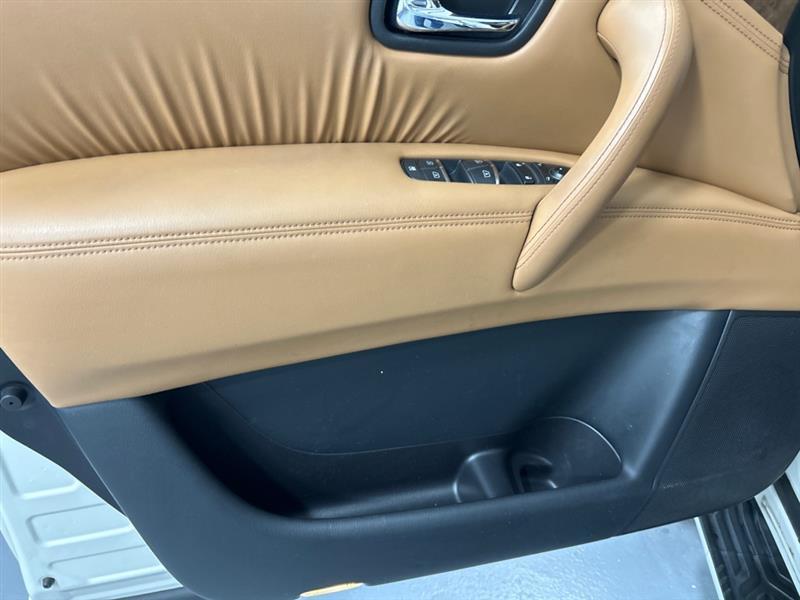 Infiniti QX80 2WD 2017