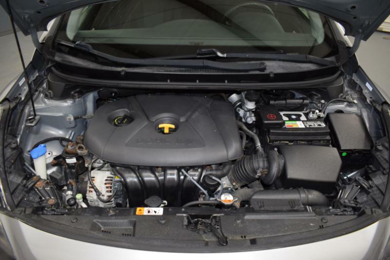 Hyundai Elantra GT A/T 2013