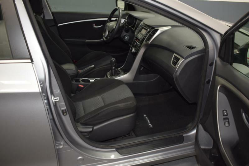 Hyundai Elantra GT A/T 2013