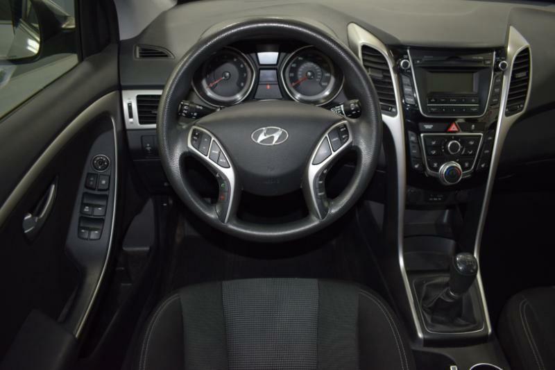Hyundai Elantra GT A/T 2013
