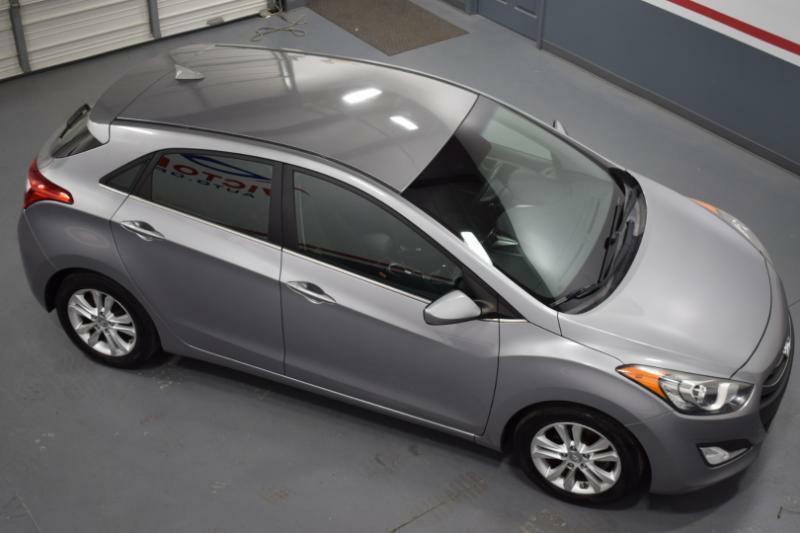 Hyundai Elantra GT A/T 2013