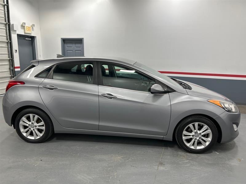 Hyundai Elantra GT A/T 2013