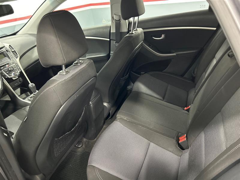 Hyundai Elantra GT A/T 2013