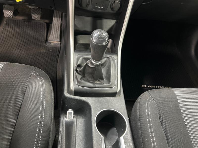 Hyundai Elantra GT A/T 2013