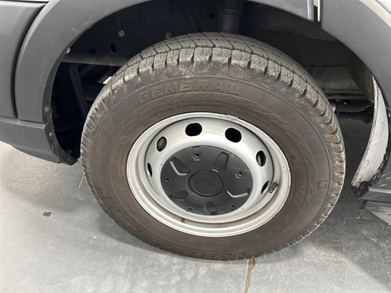 Ford Transit 350 Wagon Low Roof XL w/Sliding Pass. 148-in. WB 2020