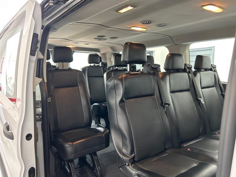 Ford Transit 350 Wagon Low Roof XL w/Sliding Pass. 148-in. WB 2020