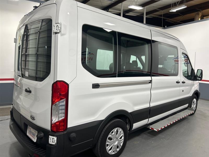 Ford Transit 350 Wagon Med. Roof XL w/Sliding Pass. 148-in. WB 2019