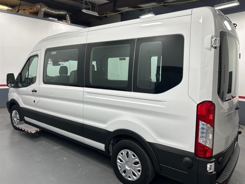 Ford Transit 350 Wagon Med. Roof XL w/Sliding Pass. 148-in. WB 2019