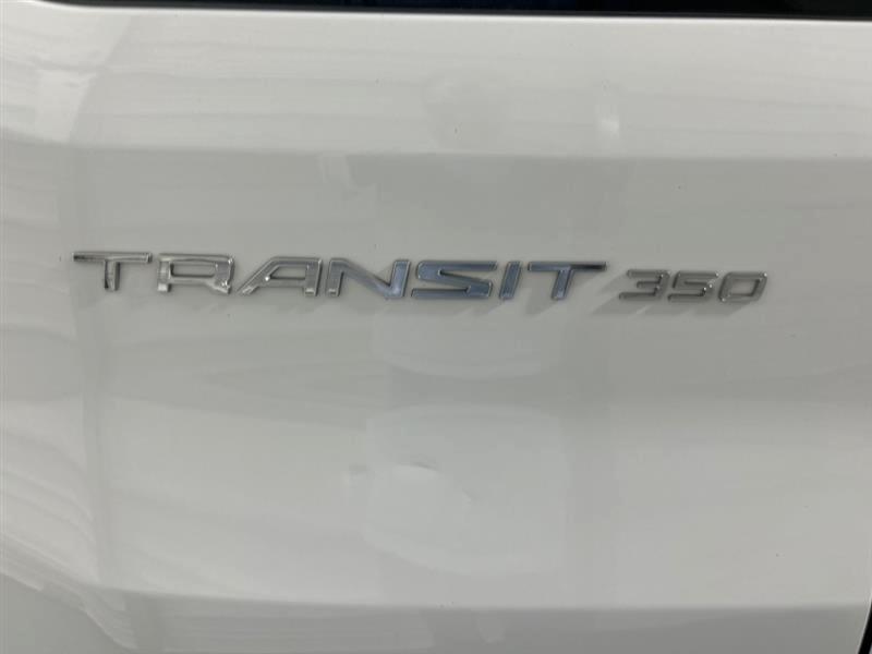 Ford Transit 350 Wagon Med. Roof XL w/Sliding Pass. 148-in. WB 2019