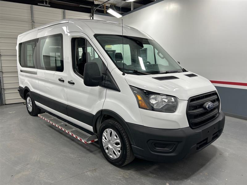 Ford E-350  2020