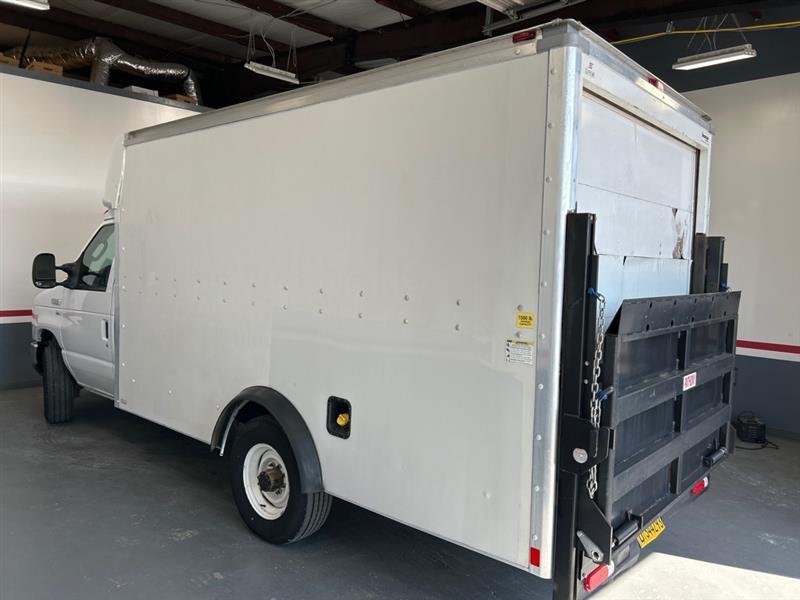 Ford Econoline E350 2017