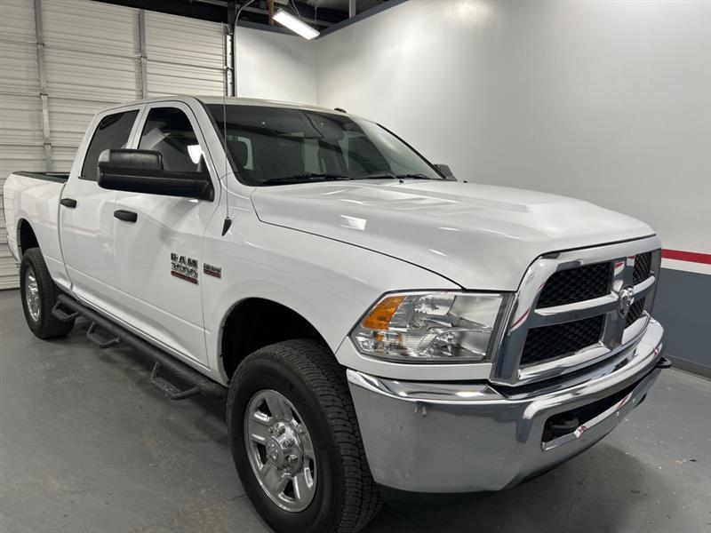 RAM 3500 Tradesman Crew Cab 4WD 2017