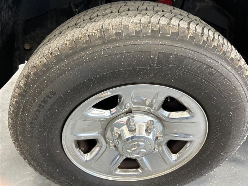 RAM 3500 Tradesman Crew Cab 4WD 2017