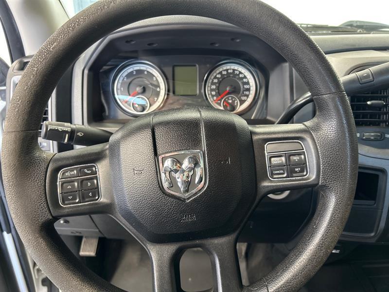 RAM 3500 Tradesman Crew Cab 4WD 2017