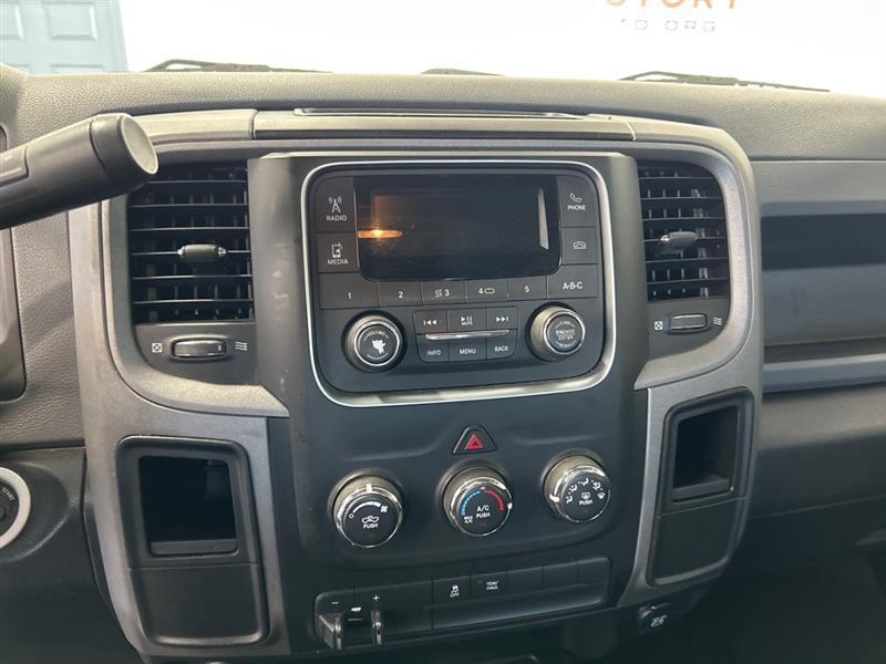 RAM 3500 Tradesman Crew Cab 4WD 2017