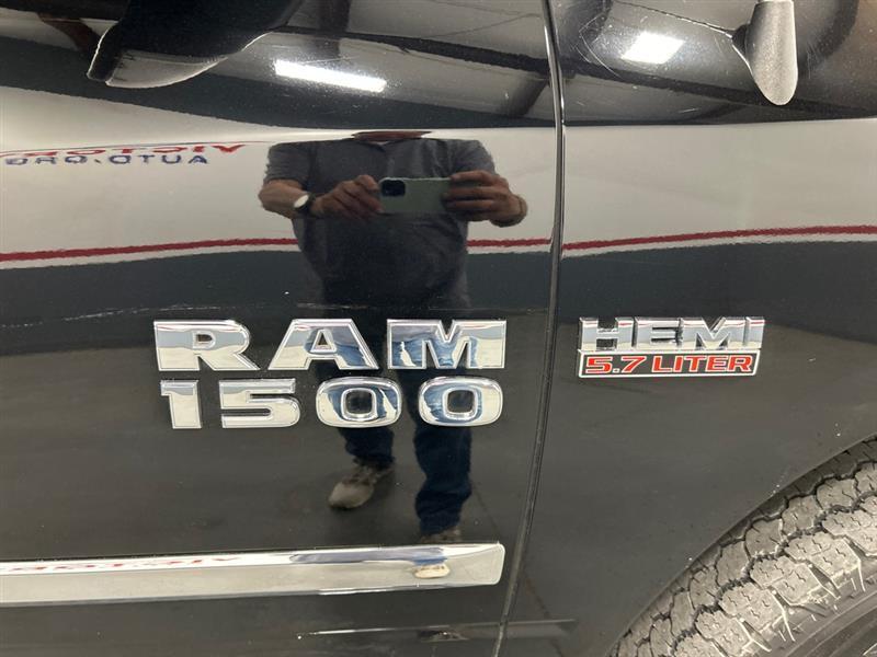 RAM 1500 SLT Crew Cab SWB 2WD 2015