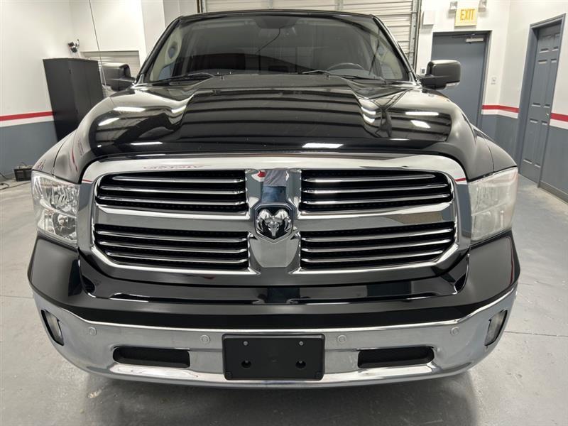 RAM 1500 SLT Crew Cab SWB 2WD 2015