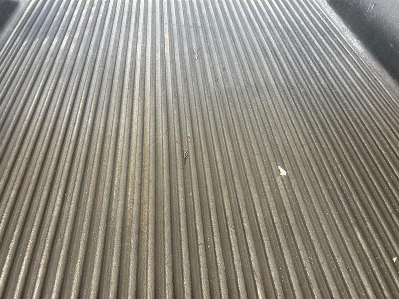 RAM 1500 SLT Crew Cab SWB 2WD 2015