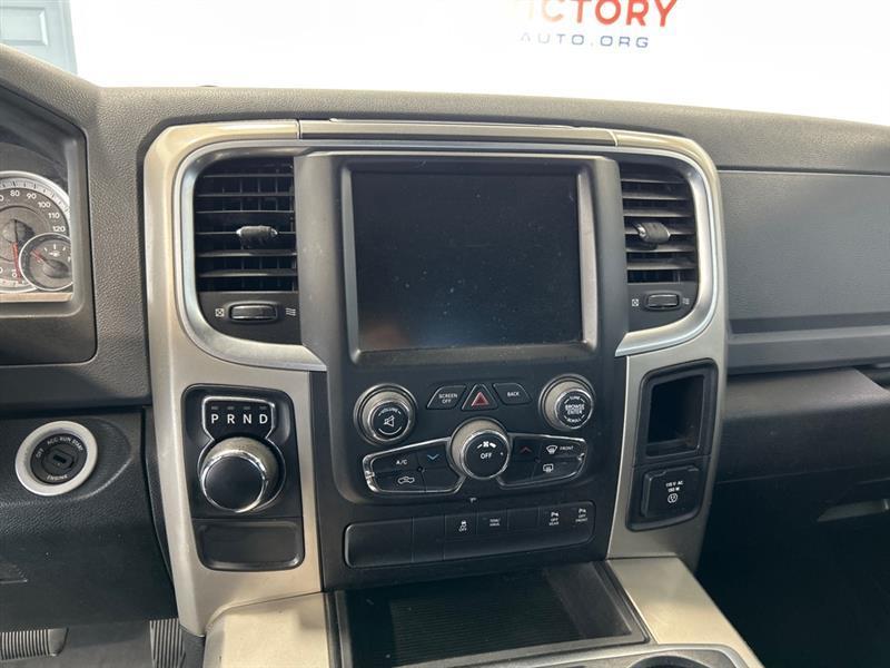 RAM 1500 SLT Crew Cab SWB 2WD 2015