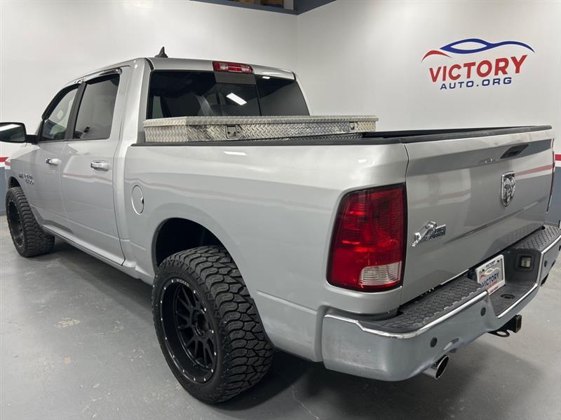 RAM 1500 SLT Crew Cab SWB 2WD 2013