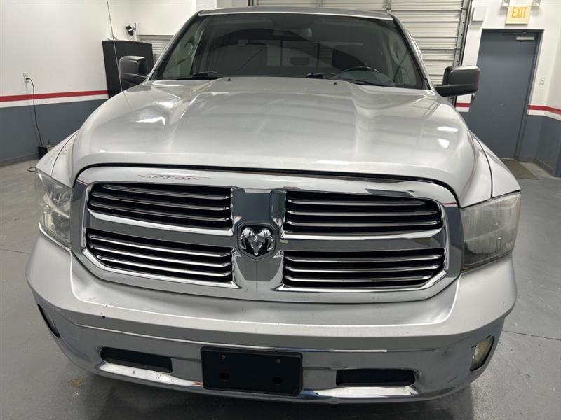 RAM 1500 SLT Crew Cab SWB 2WD 2013