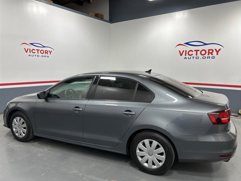 Volkswagen Jetta 1.4T S 6A 2016