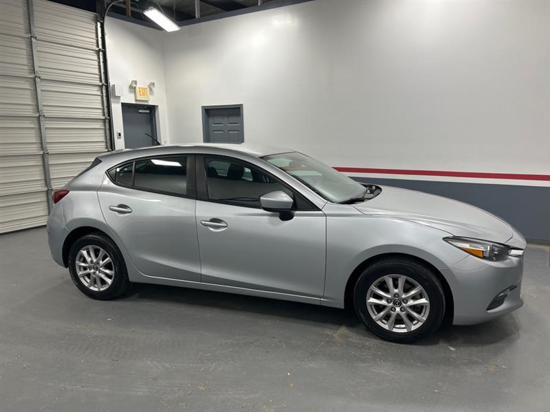 Mazda MAZDA3 i Sport AT 5-Door 2017